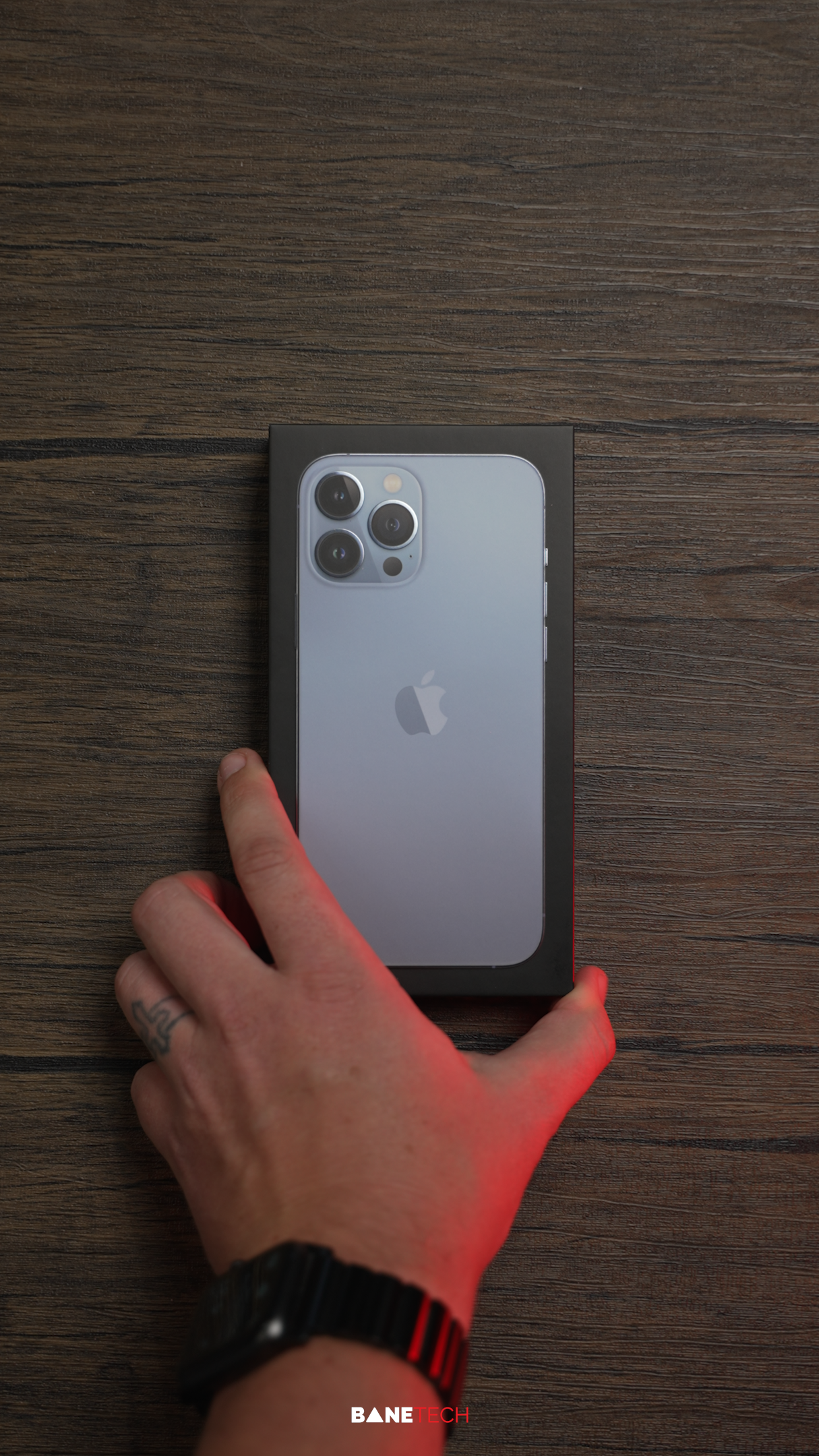 iPhone 13 Pro Max Sierra Blue Unboxing [video]