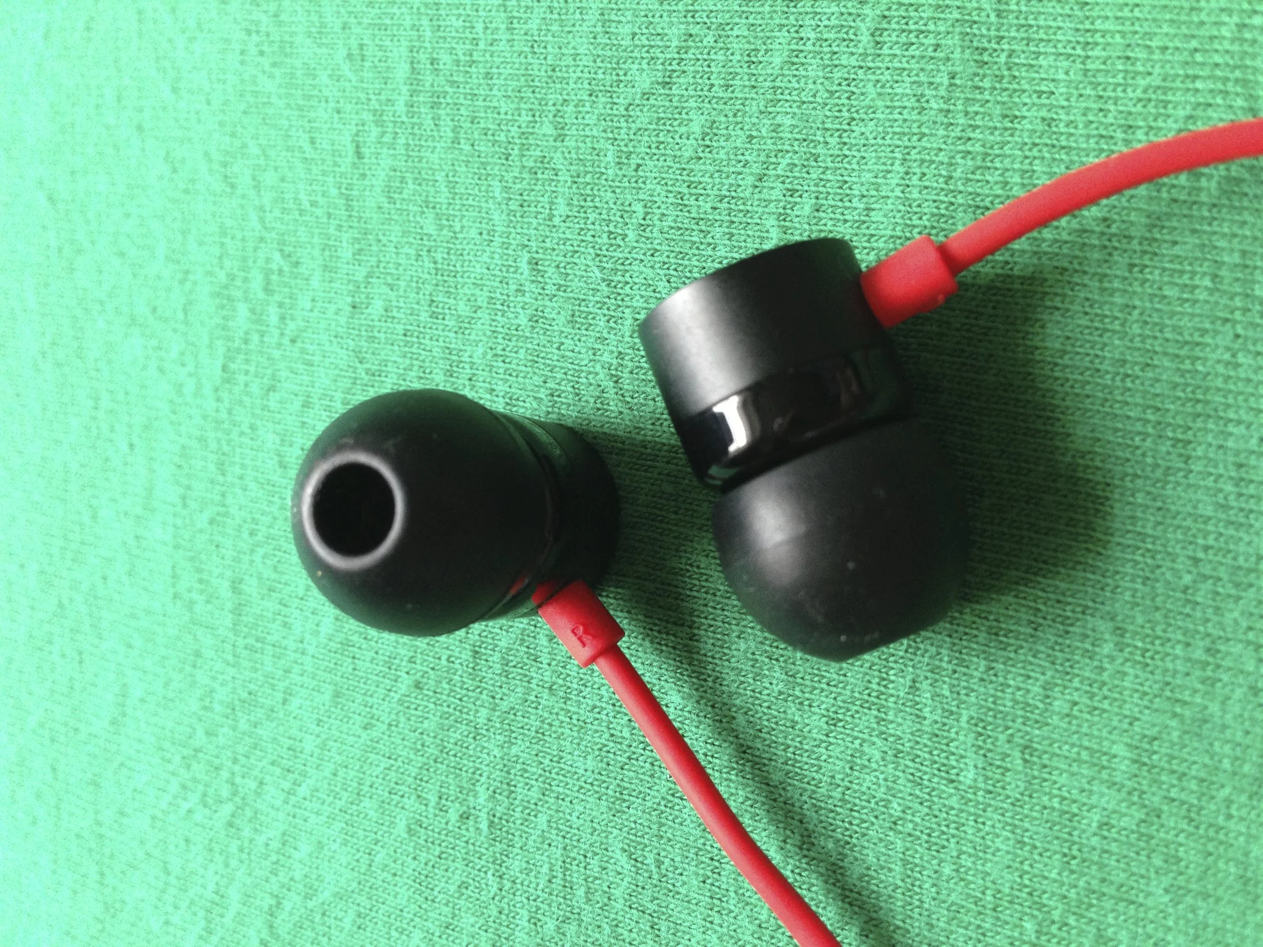 Elago E502M Control Talk In-Ear Earphones