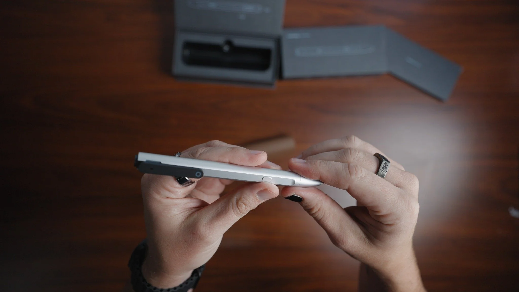 Flowtica Scribe Review: This AI Pen Records, Transcribes and Summarizes Your Meetings