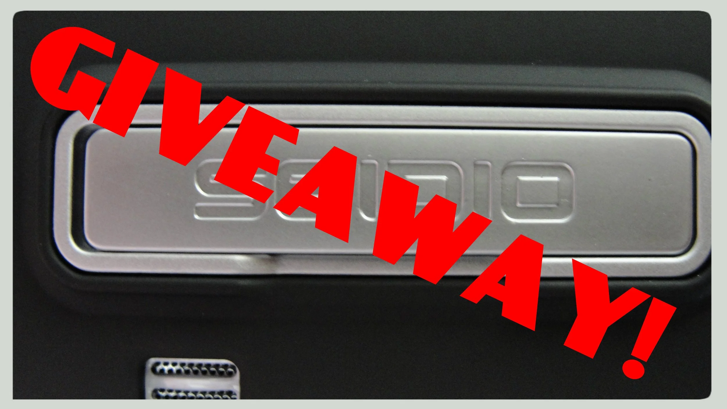 [Giveaway] Seidio Surface Case w/ Kickstand & Holster