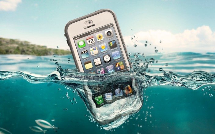 Now Available! Waterproof iPhone 5S Cases From LifeProof