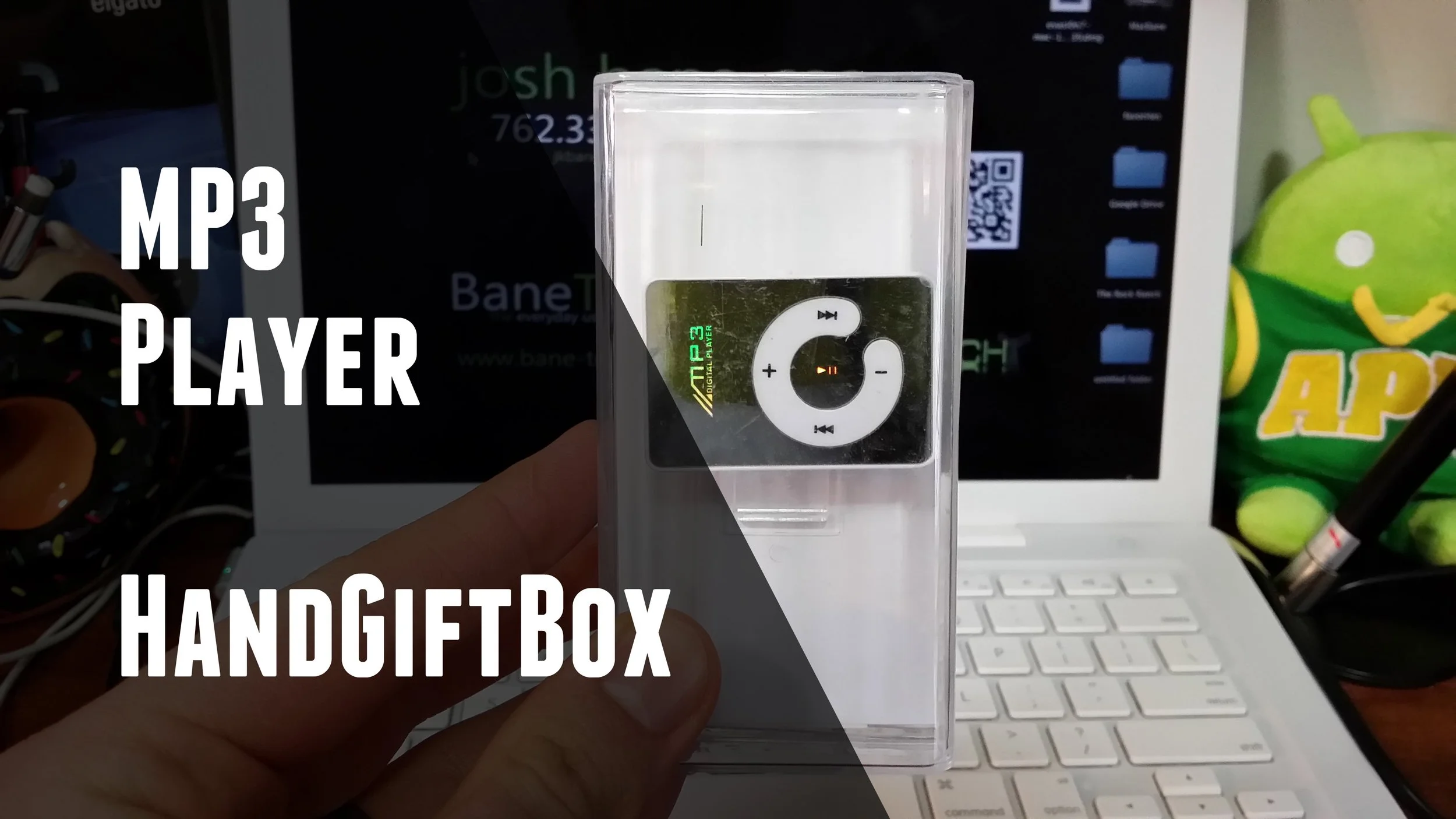 Compact Clip-on MP3 Player from HandGiftBox.com