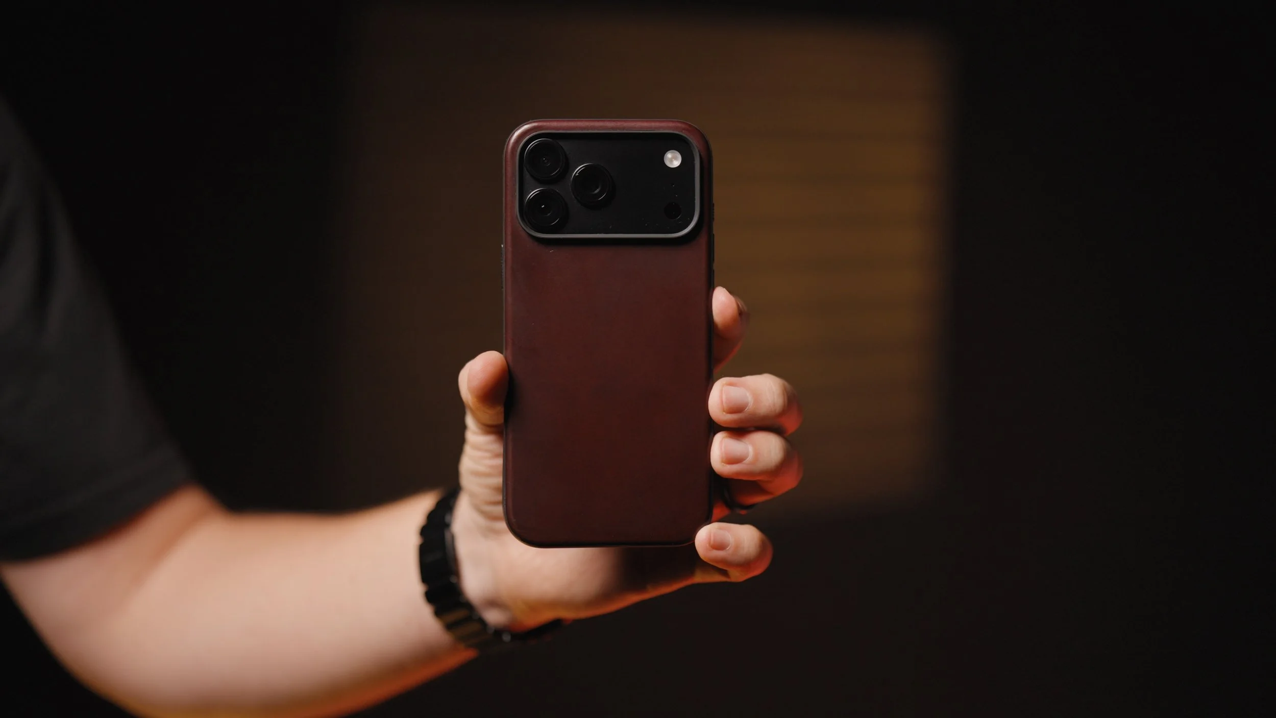 nomad modern leather 2 iPhone 18 Pro Max Case Haul.jpg