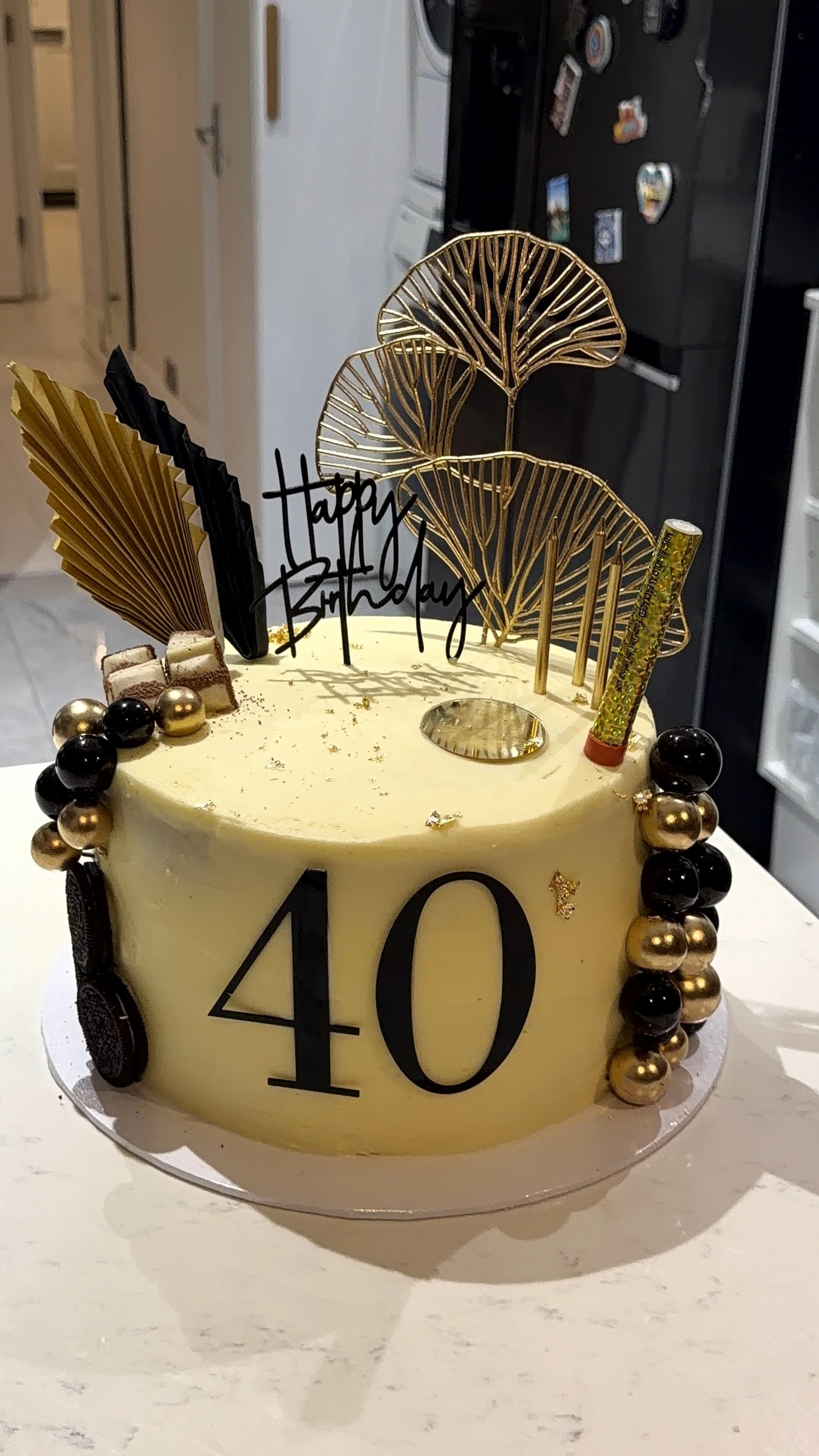 10 inc Cake