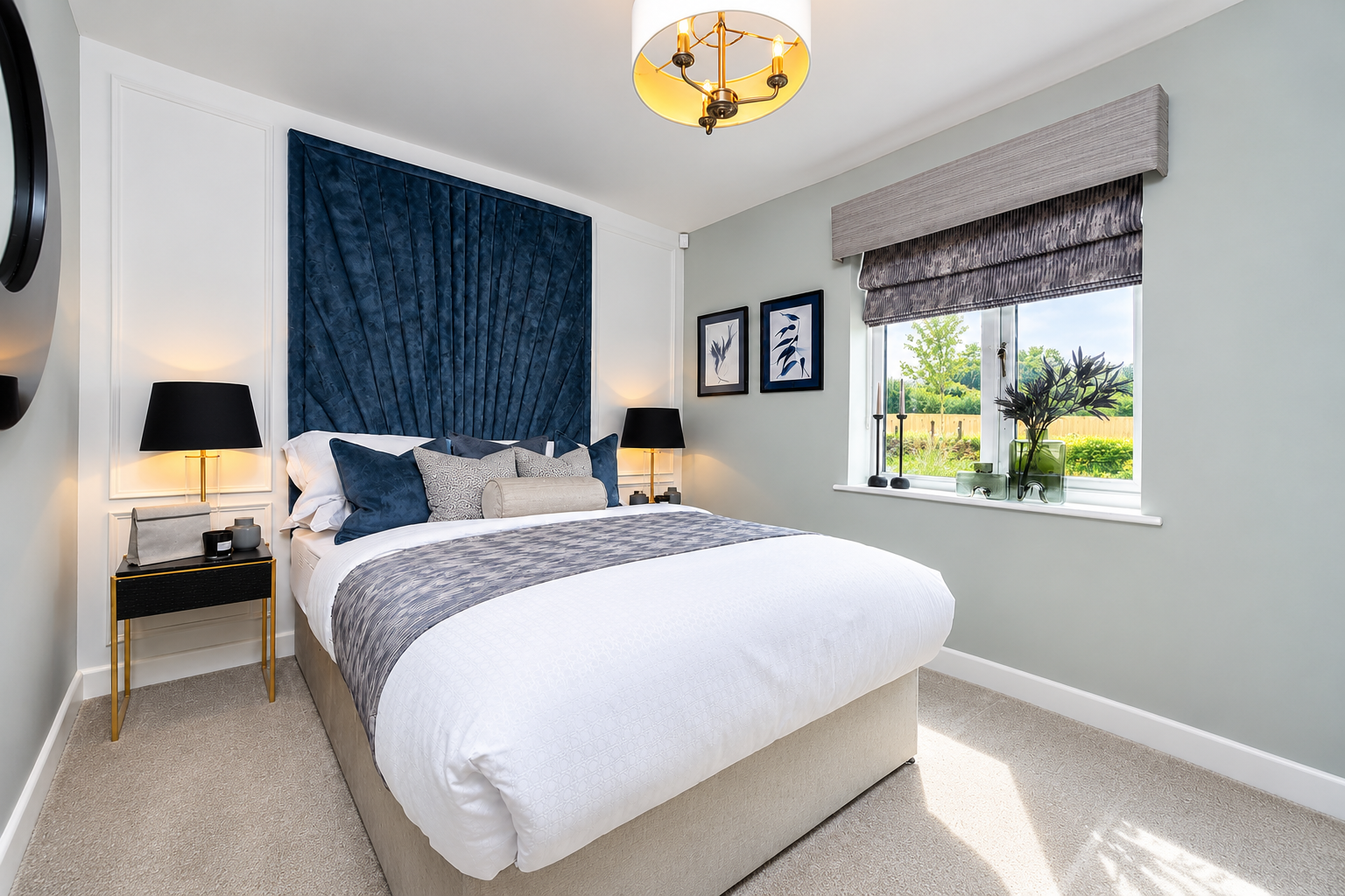 Mirrored Navy and Gold Bedroom.jpg