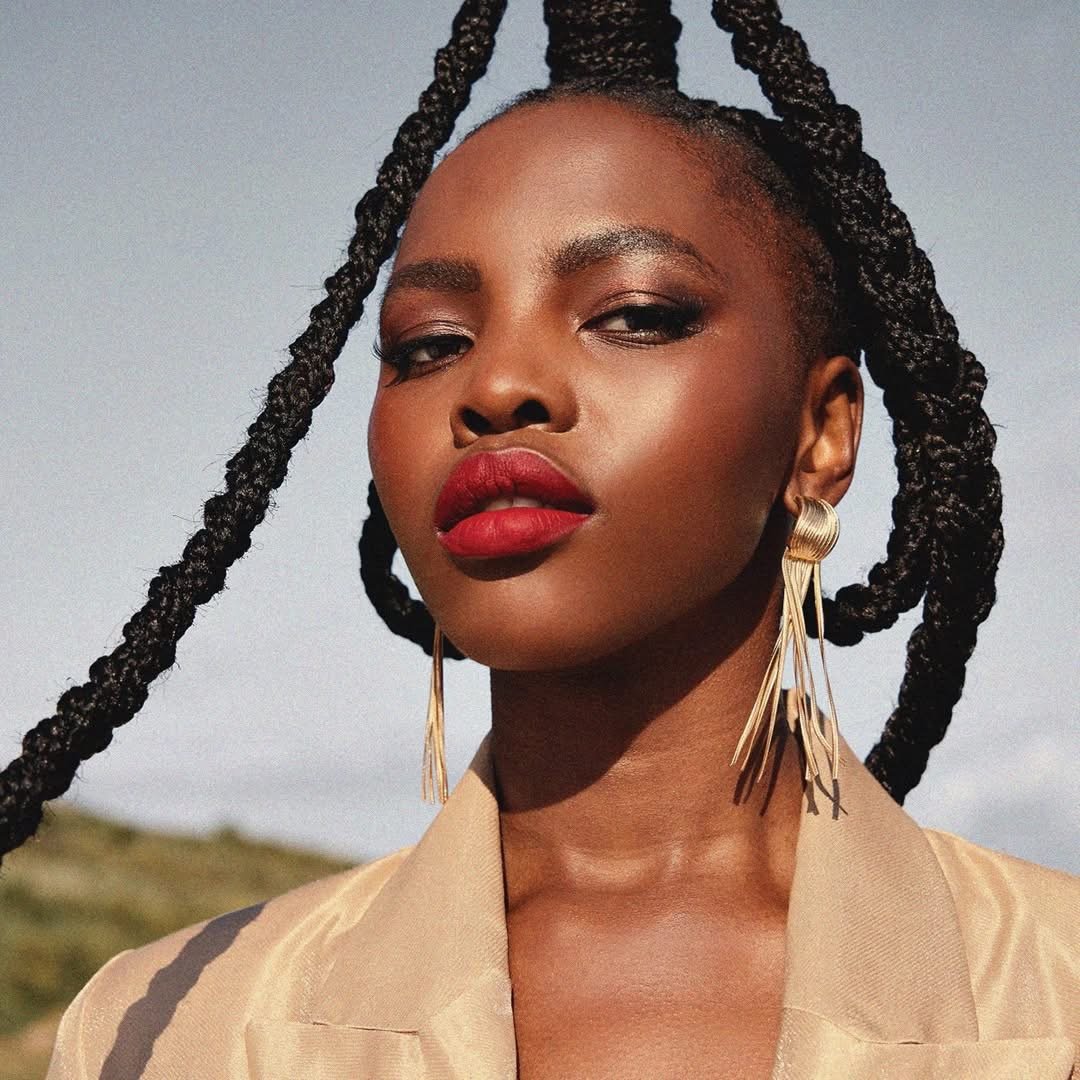 african woman with red lips