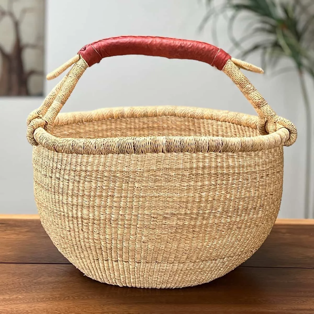 natural-round-basket-G138A-426A.jpg