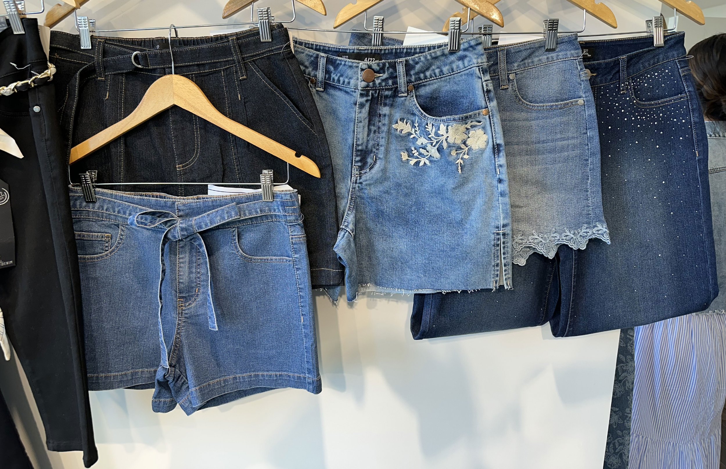 1822 Denim