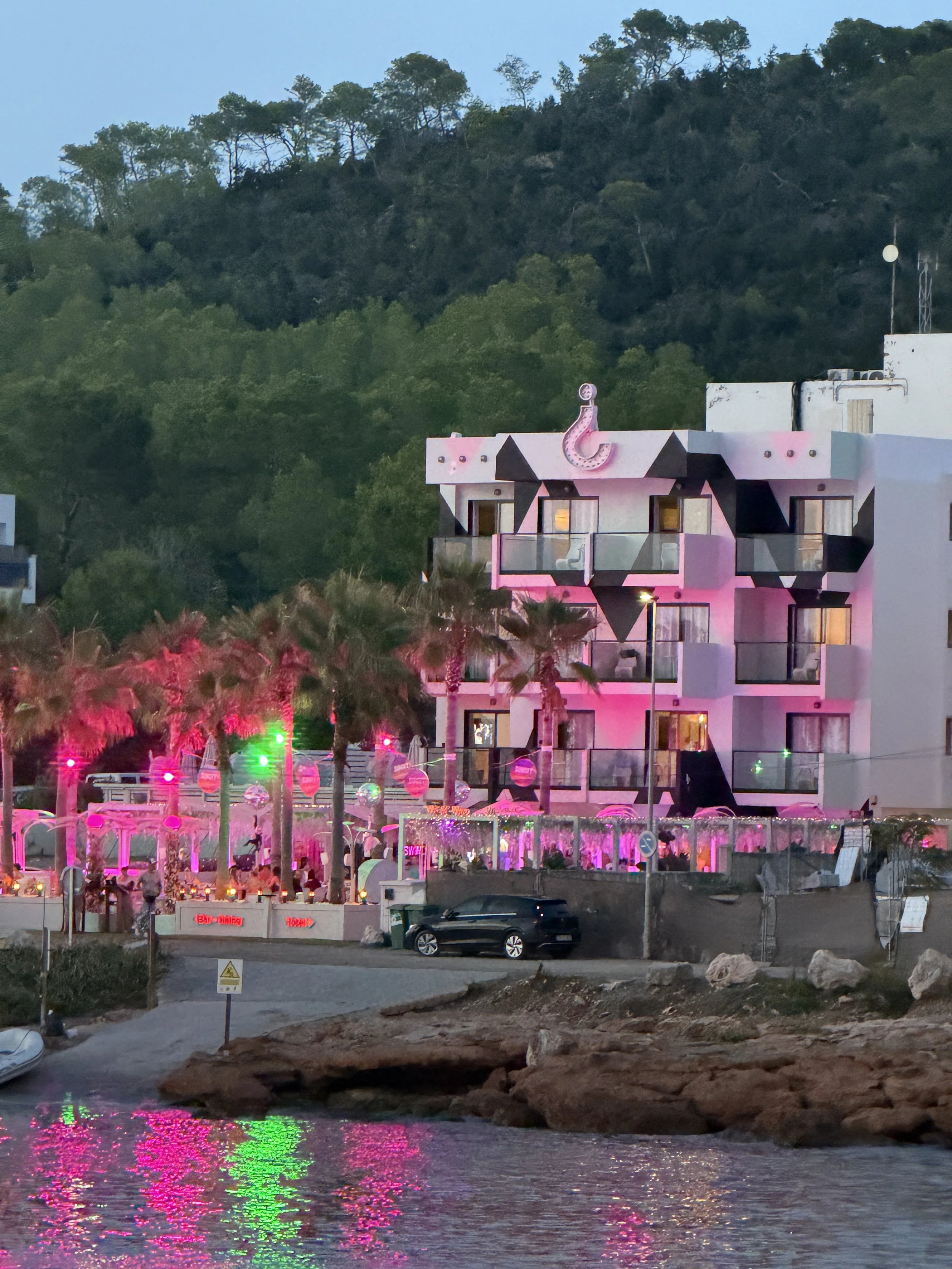 HOTELS