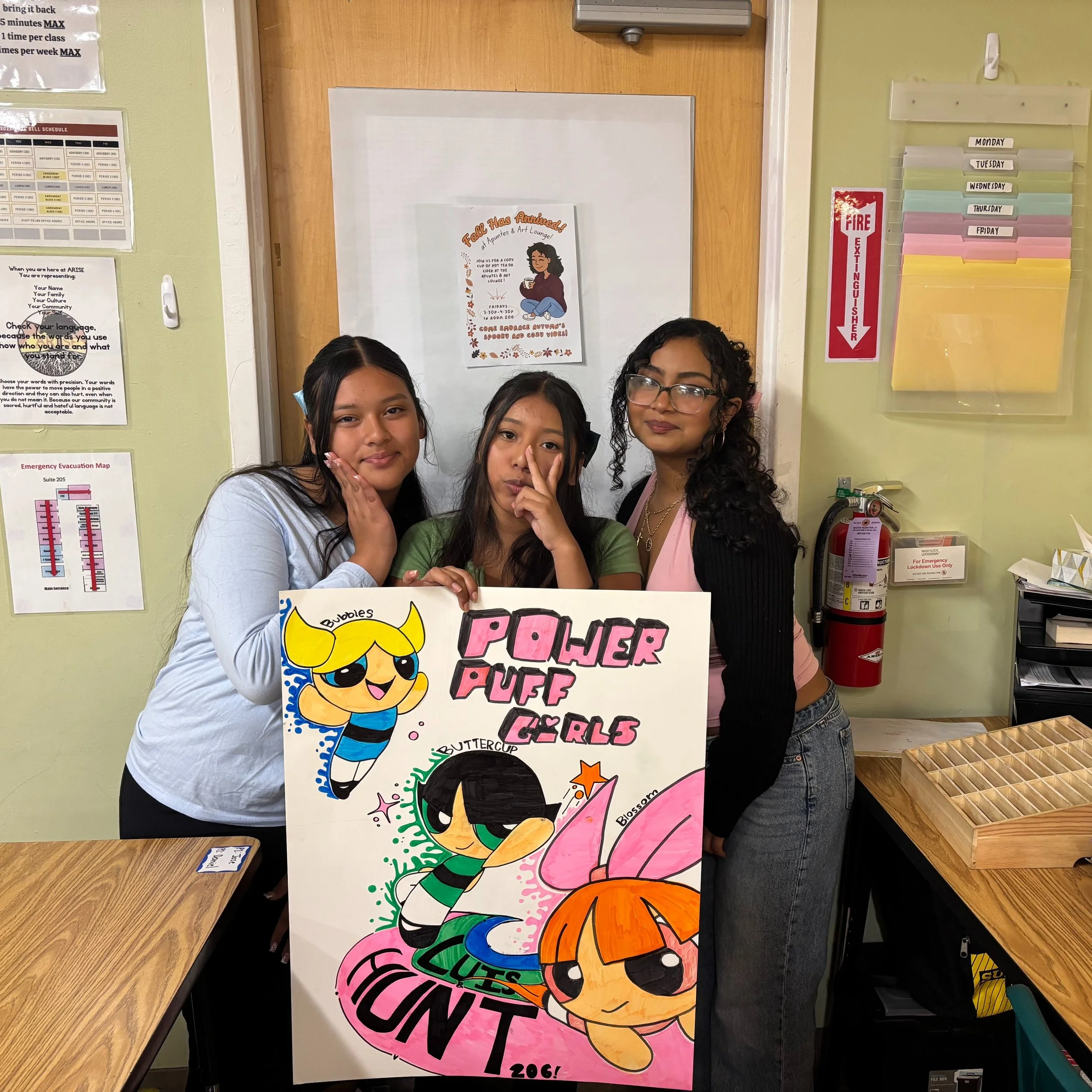 Last week at ARISE was FULL of fun!

🌟 Our 9th graders showed their Advisory spirit at their Rise Up ceremony

☕️ DIRT Raffle winners scored a field trip to Starbucks

📚 CCC &amp; 10th Grade Office Hours were PACKED

🍳 And Cooking Enrichment got s