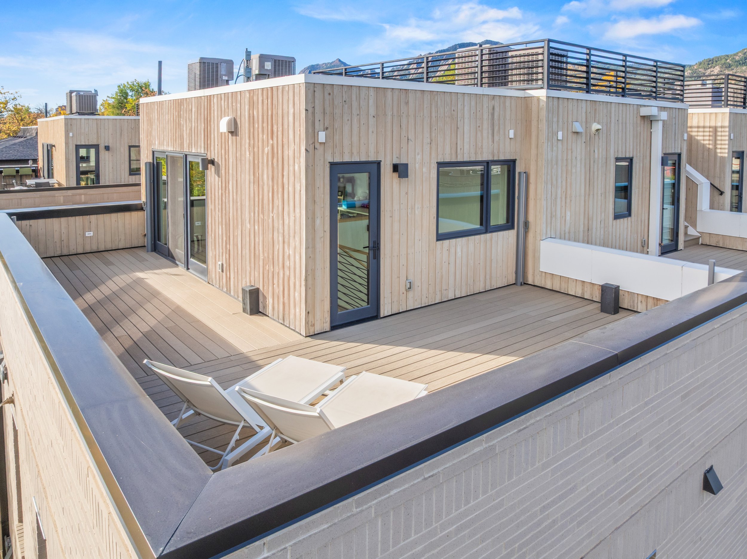 3rd floor deck