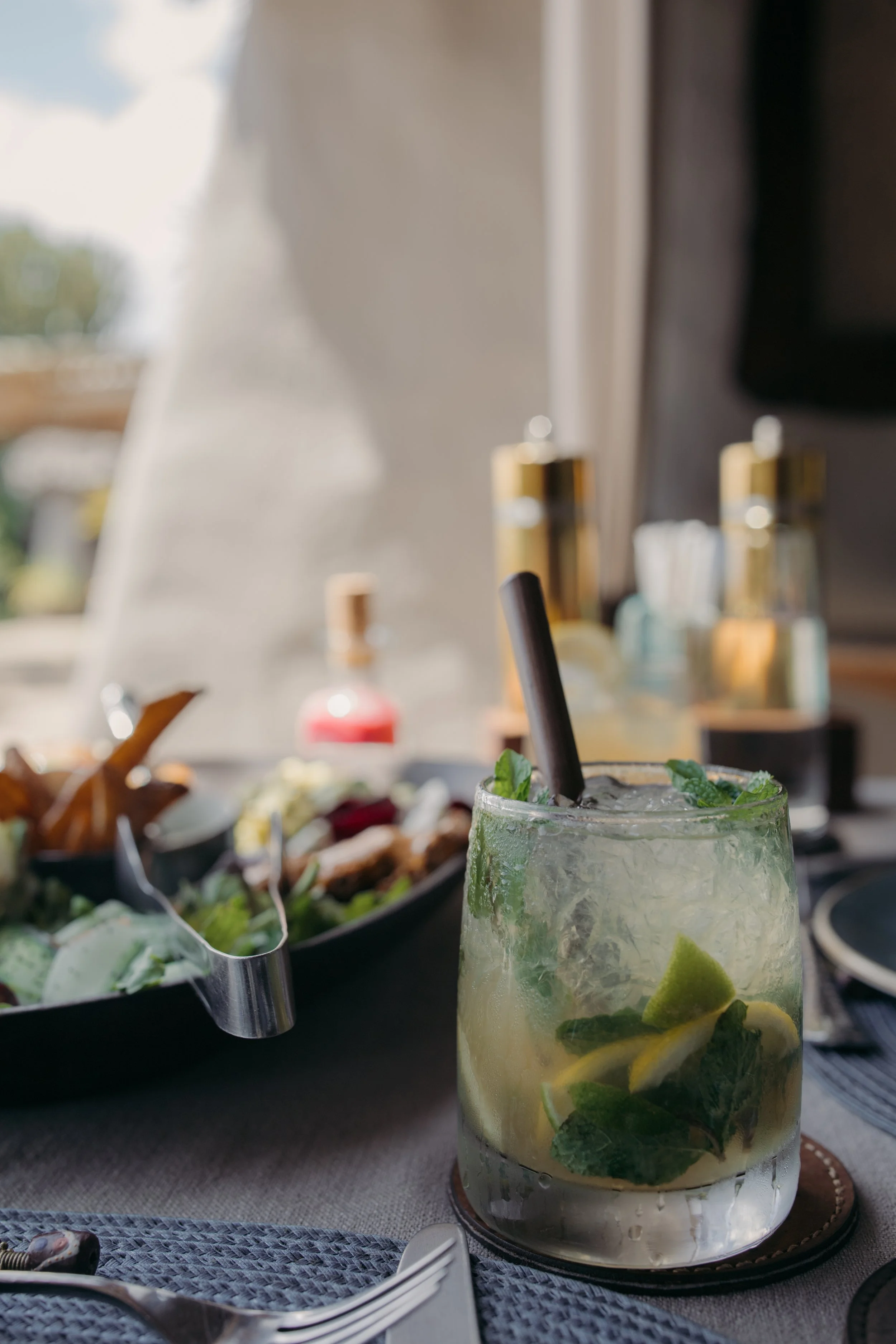 restaurant pretty drinks cocktails 