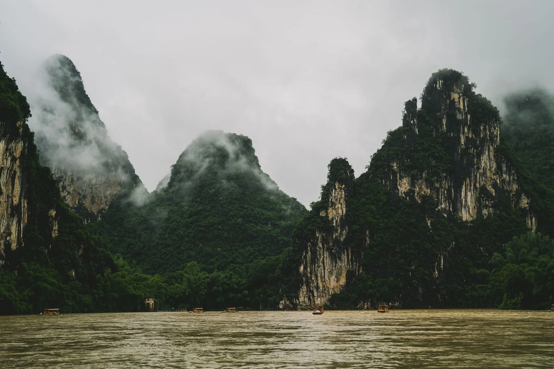 03-cliffs-on-the-river.jpg