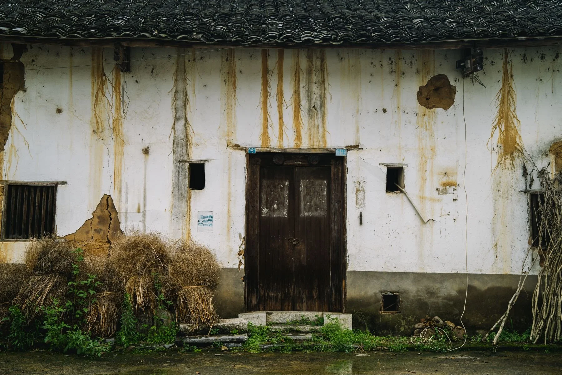 09-old-house.jpg