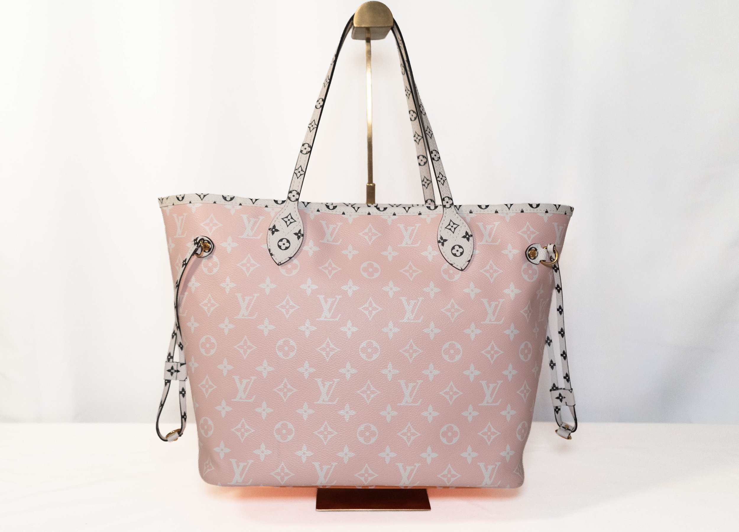 LV02 1 LV Mongram Neverfull MM with NM Wallet.jpg