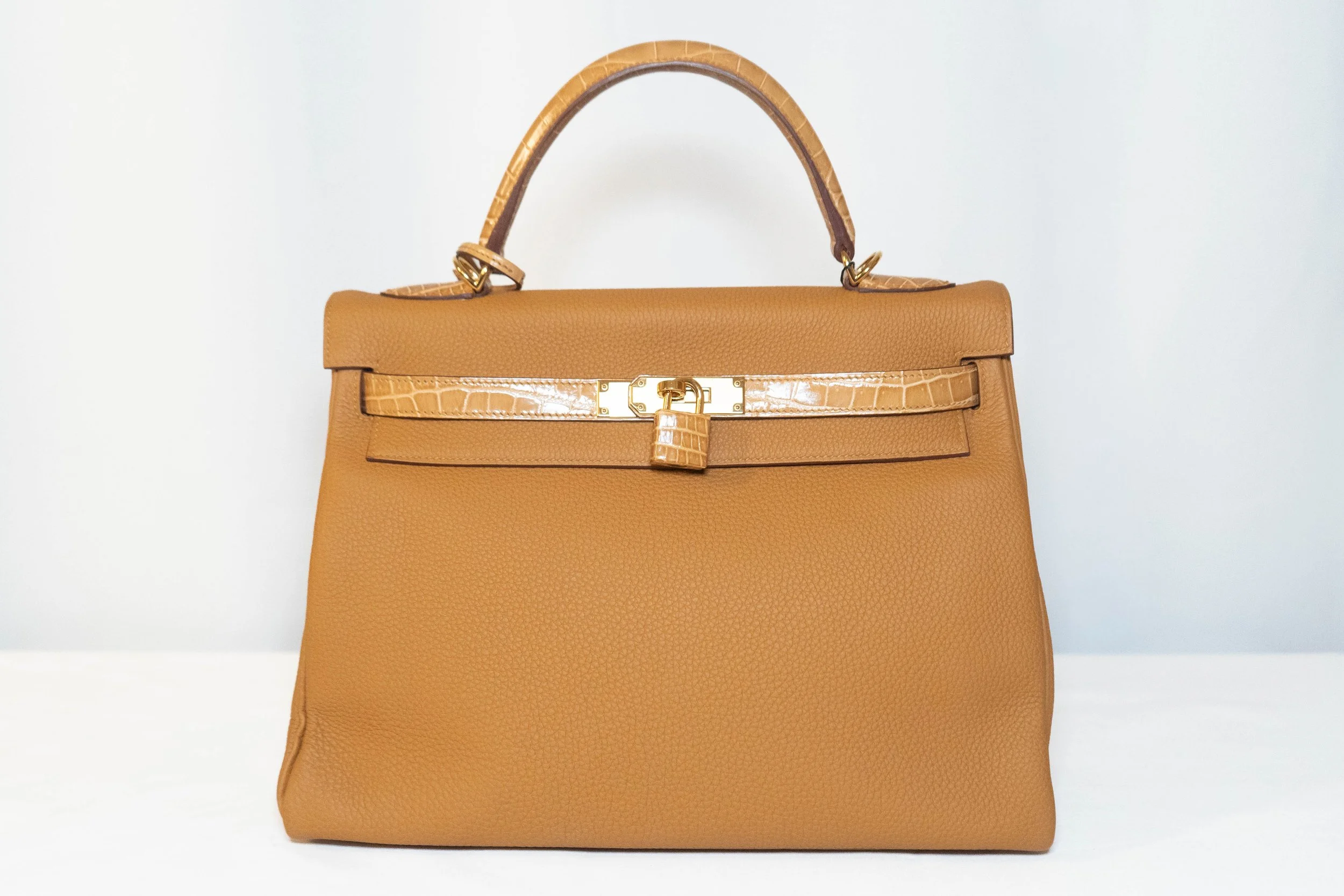 HE10 Hermes: Kelly 33 - Togo Niloticus Crocodile Retourne