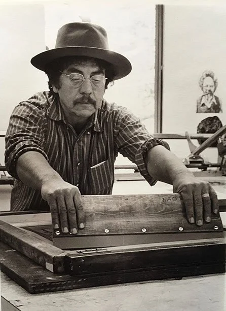 Black-and-white photo of chicano silkscreen artist Malaquias Montoya.