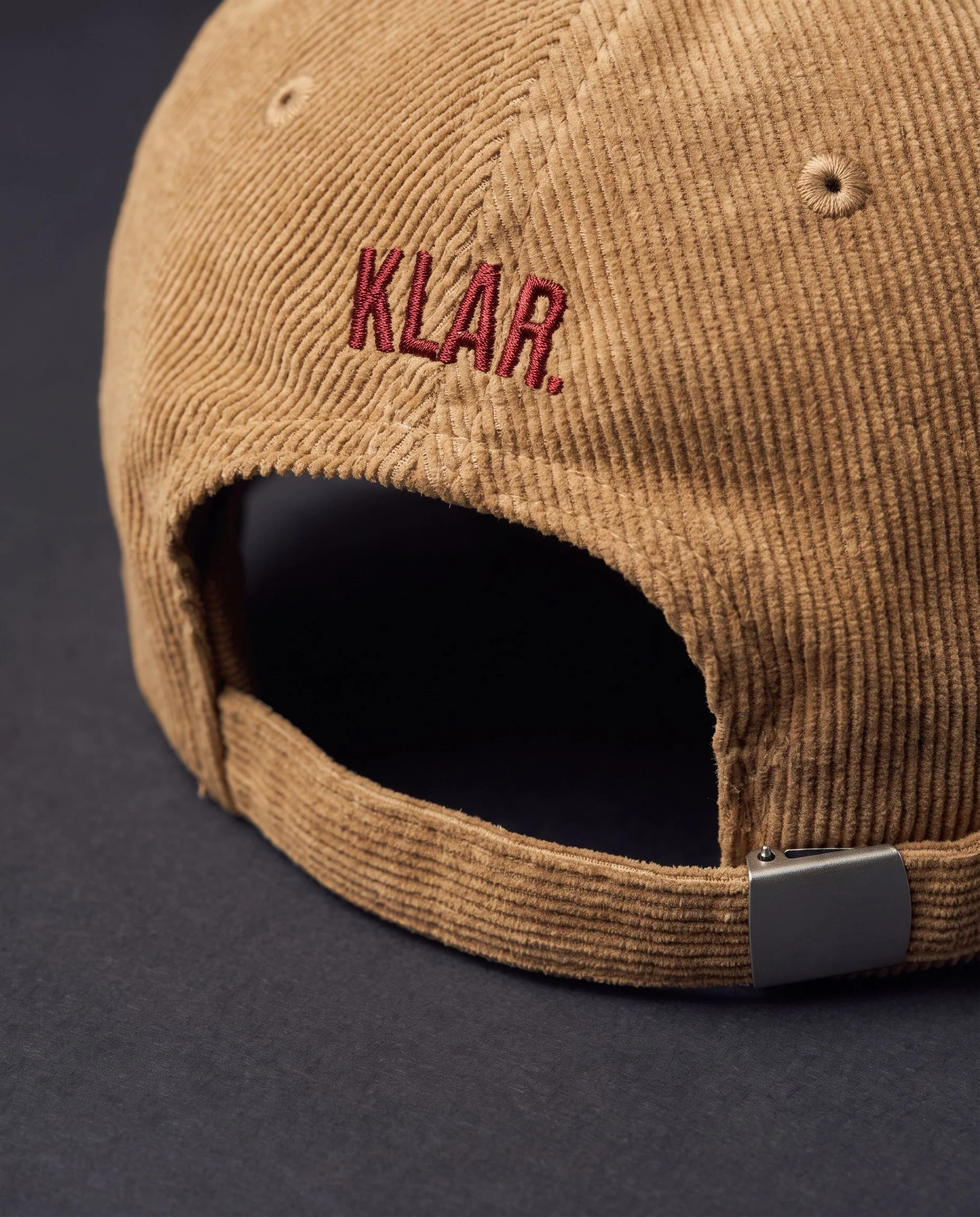 KLAR-Cap-Camel-06-Detail-hinten.jpg