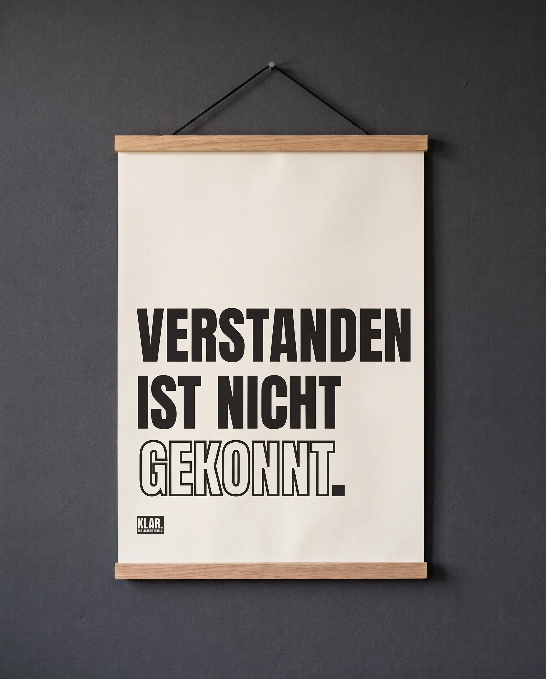 KLAR-Poster-Verstanden-02-Holzleiste.jpg