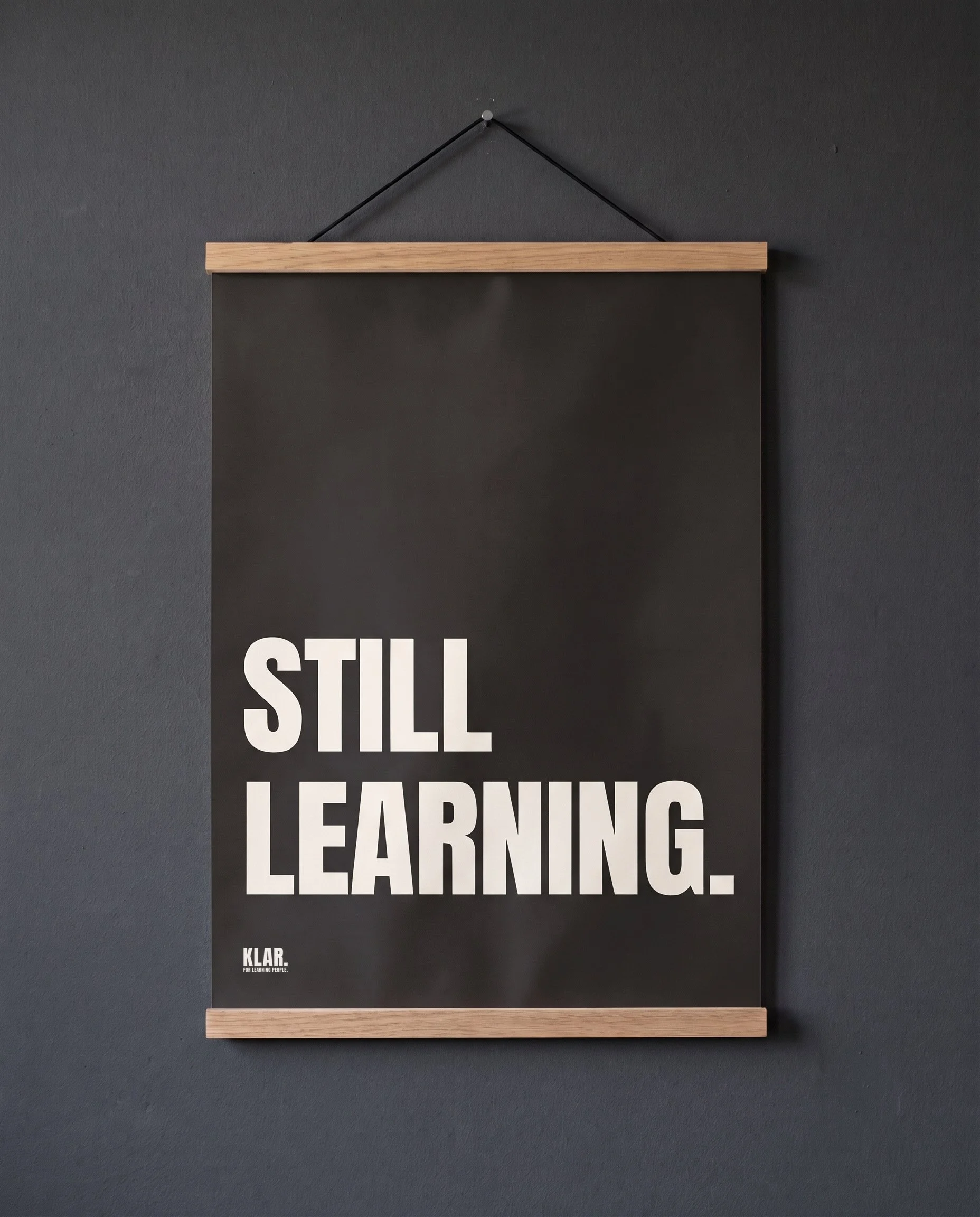 KLAR-Poster-Still-Learning-02-Holzleiste.jpg