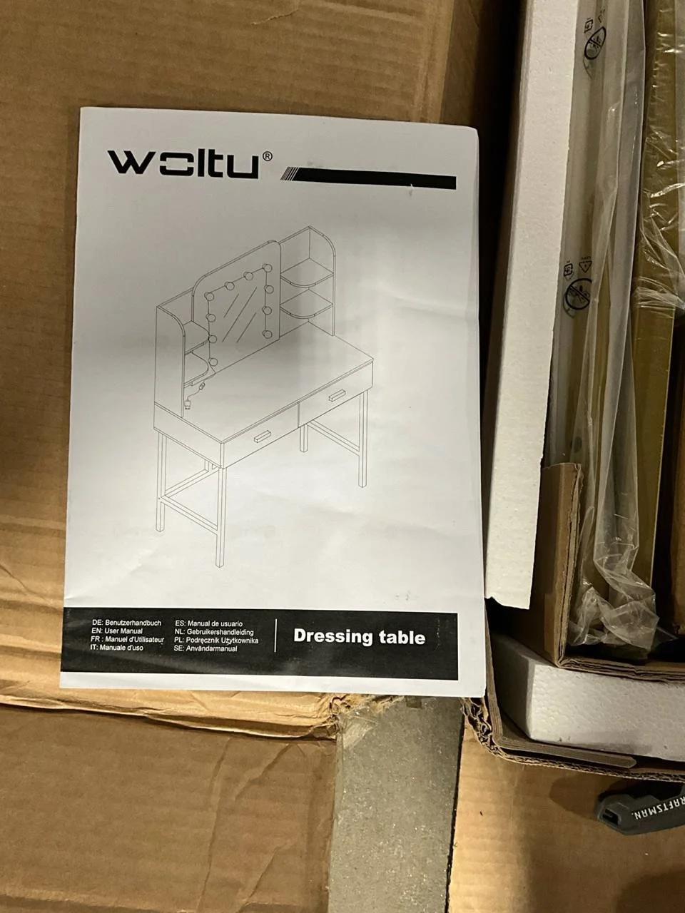 Woltu dressing table assembly manual and illustration for the white LED mirror vanity