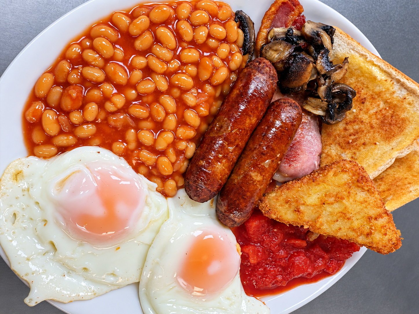 Café Middy dish in soft daylight-7.png