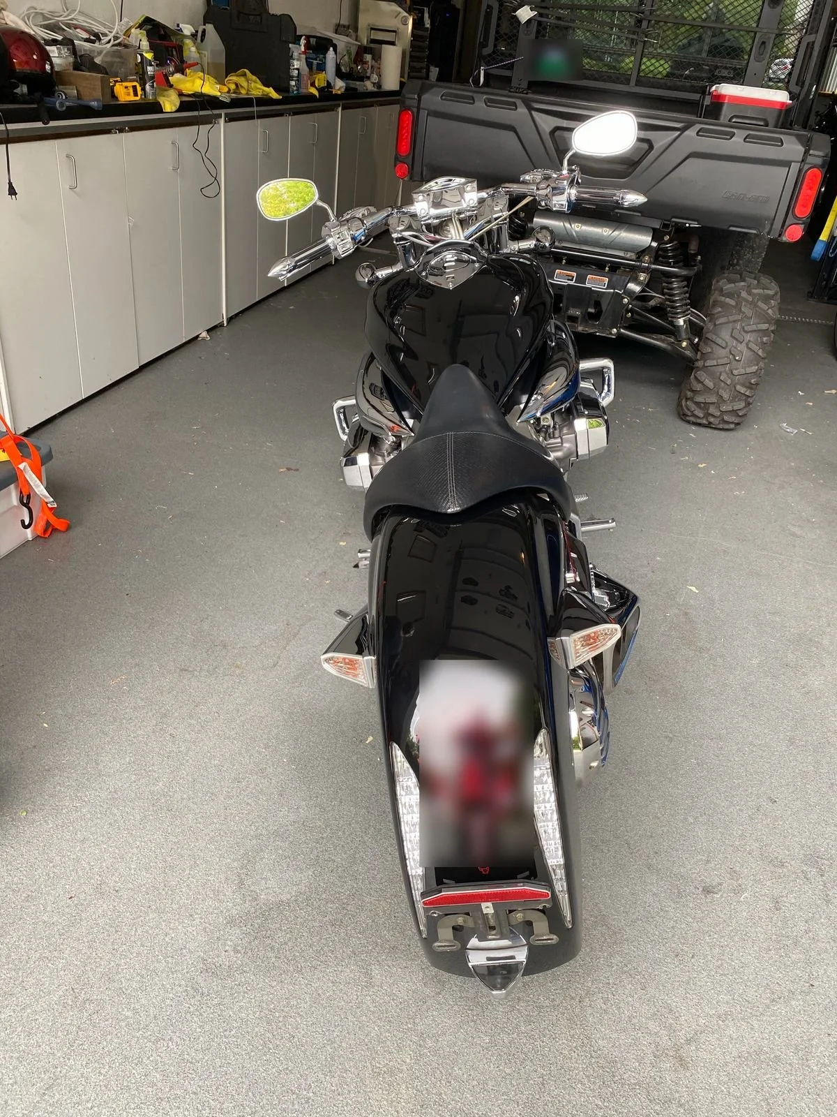 rune-02-rear.jpg