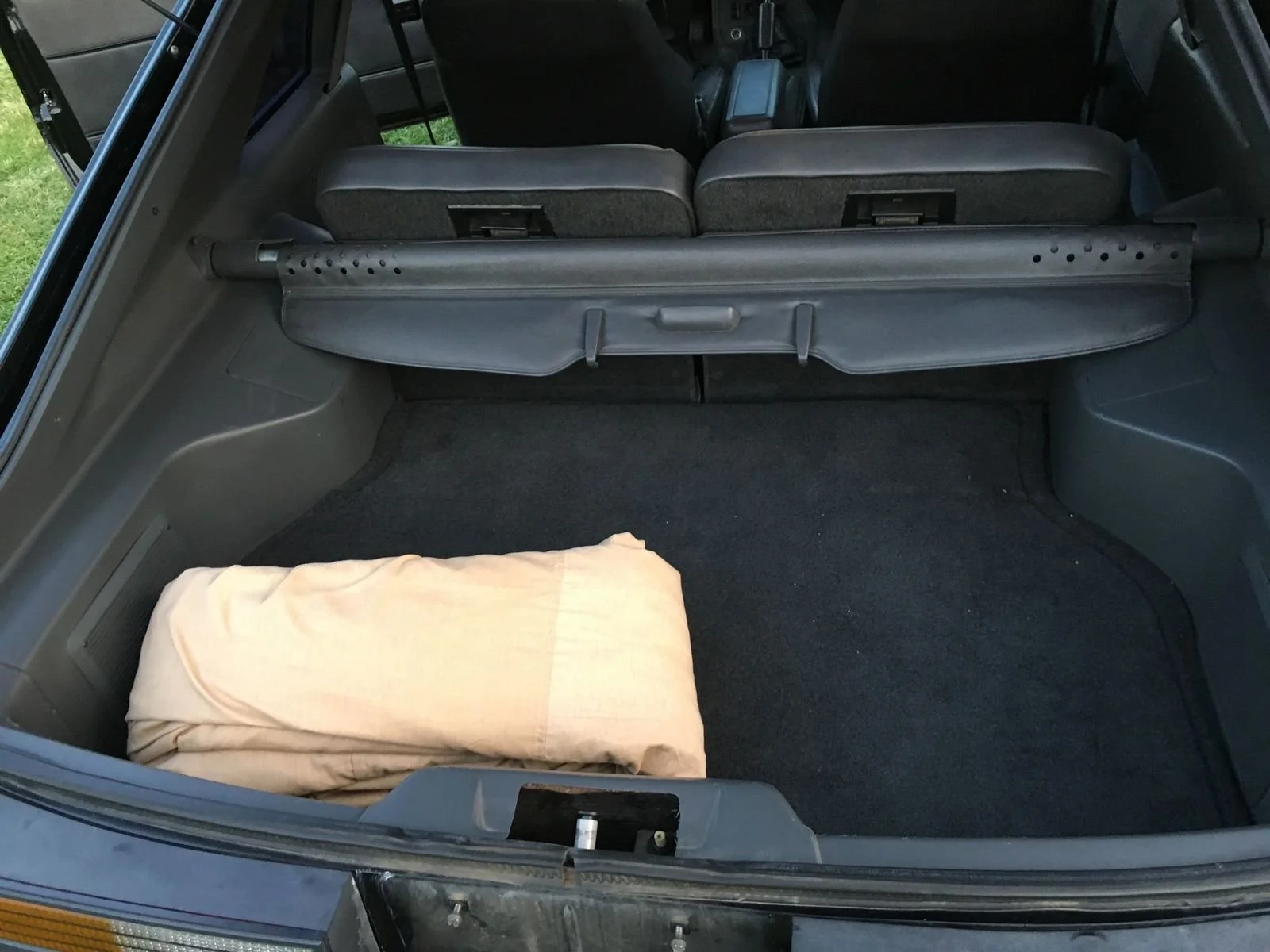 svo-12-hatch.jpg