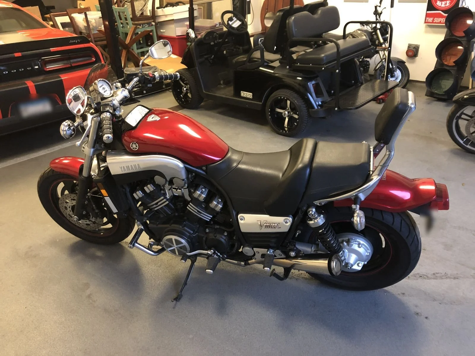 vmax-1-left.jpg