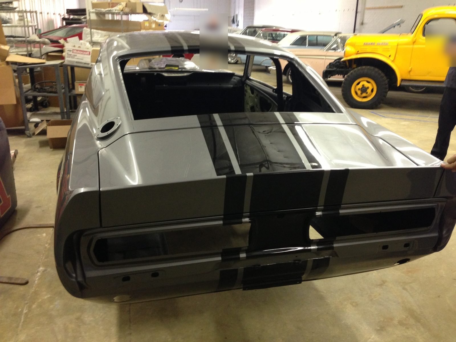 05-rear.jpg