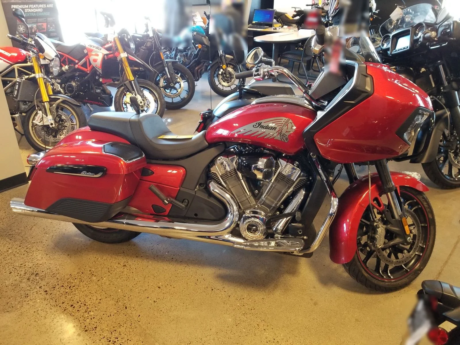 challenger-01-showroom.jpg