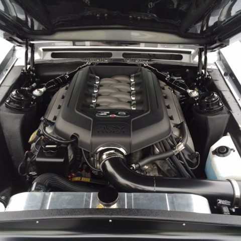 09-engine.jpg