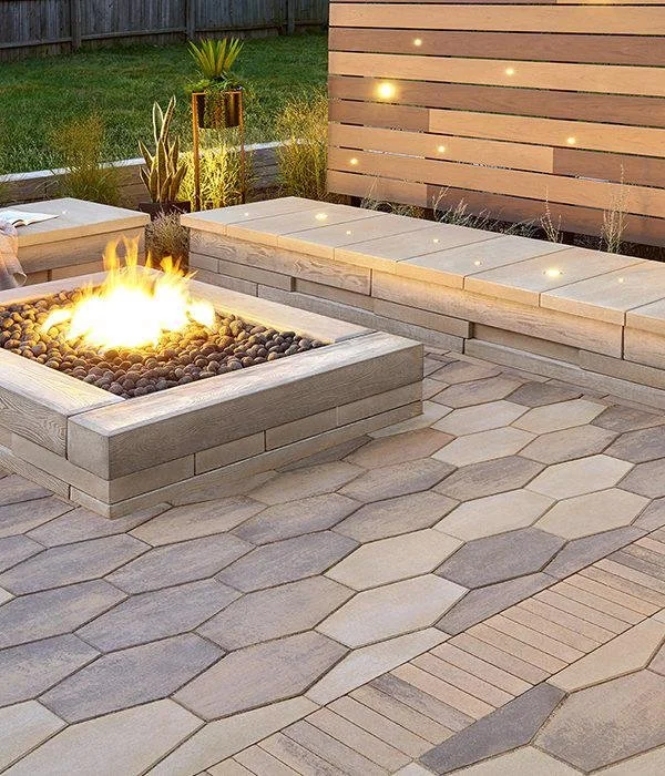 Techo-Bloc-slabs-pavers-walls-caps-backyard-patio-hexa-westmount-graphix-borealis-beige-cream-chestnut-brown-hazelnut-brandy.jpg