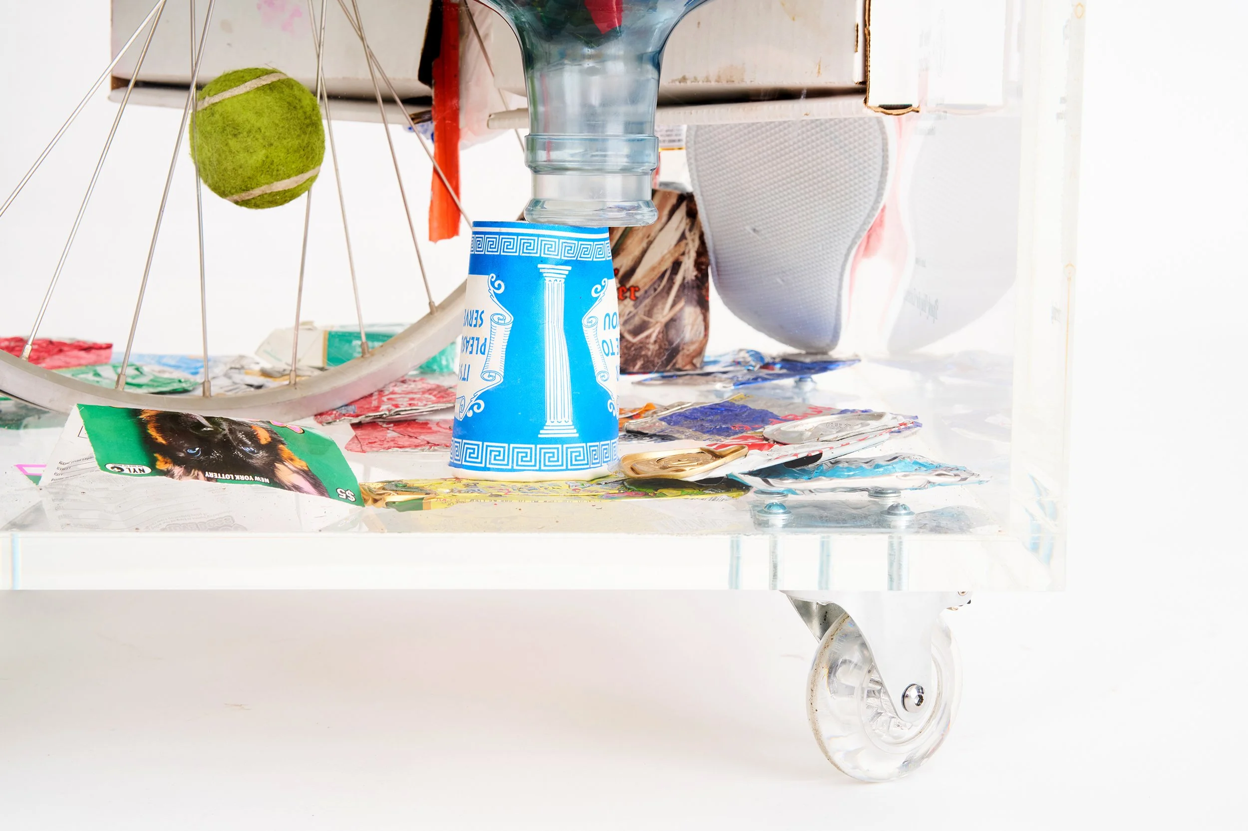 DSNYxNYCGarbage_SideTable_DETAILS_04.jpg
