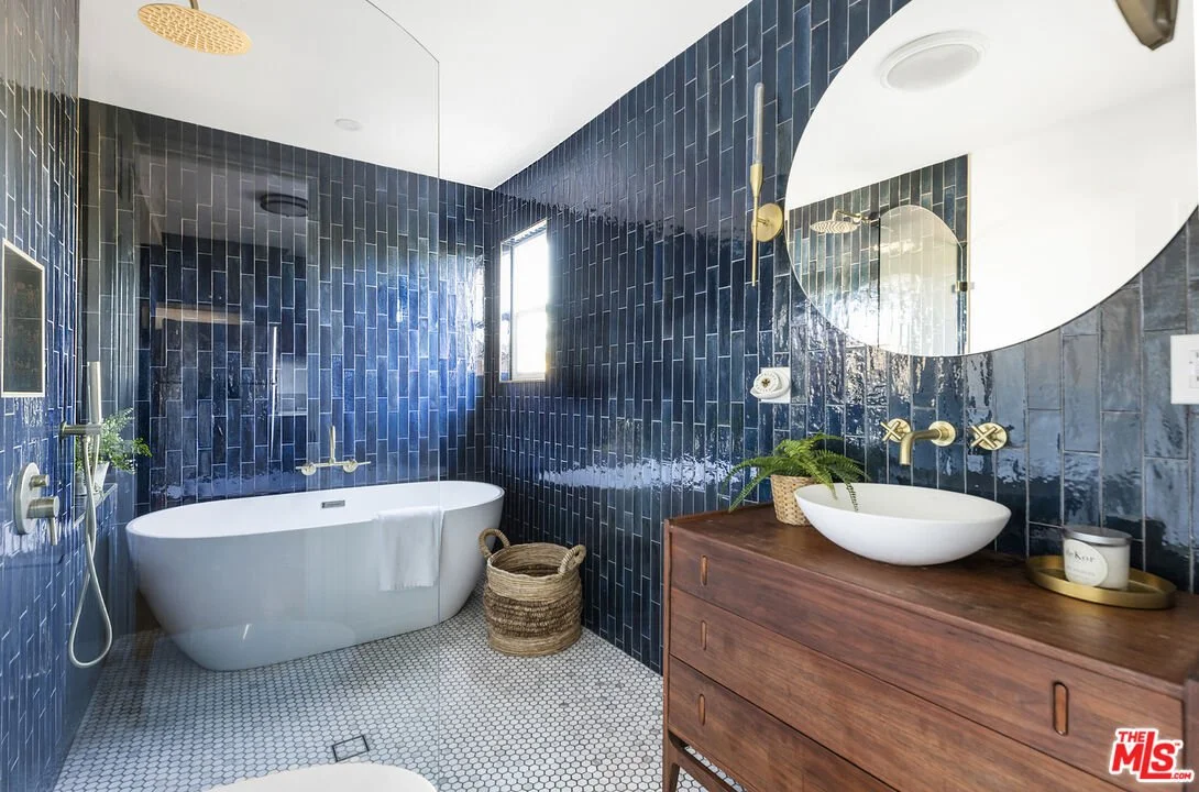 3206 Betty Dr | Bathroom
