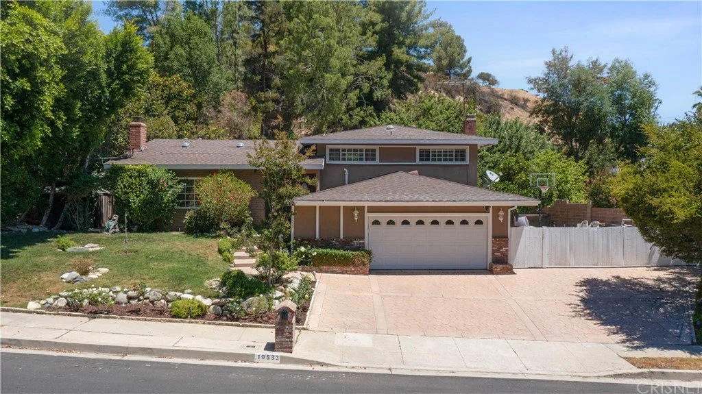 19533 Valdez Drive | Tarzana