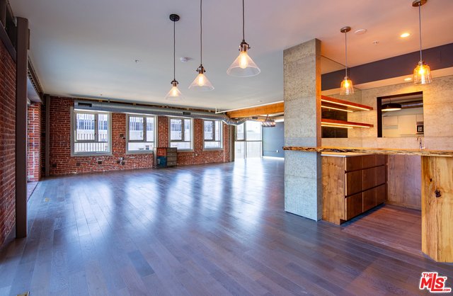 527 Molino St #301 | Arts District