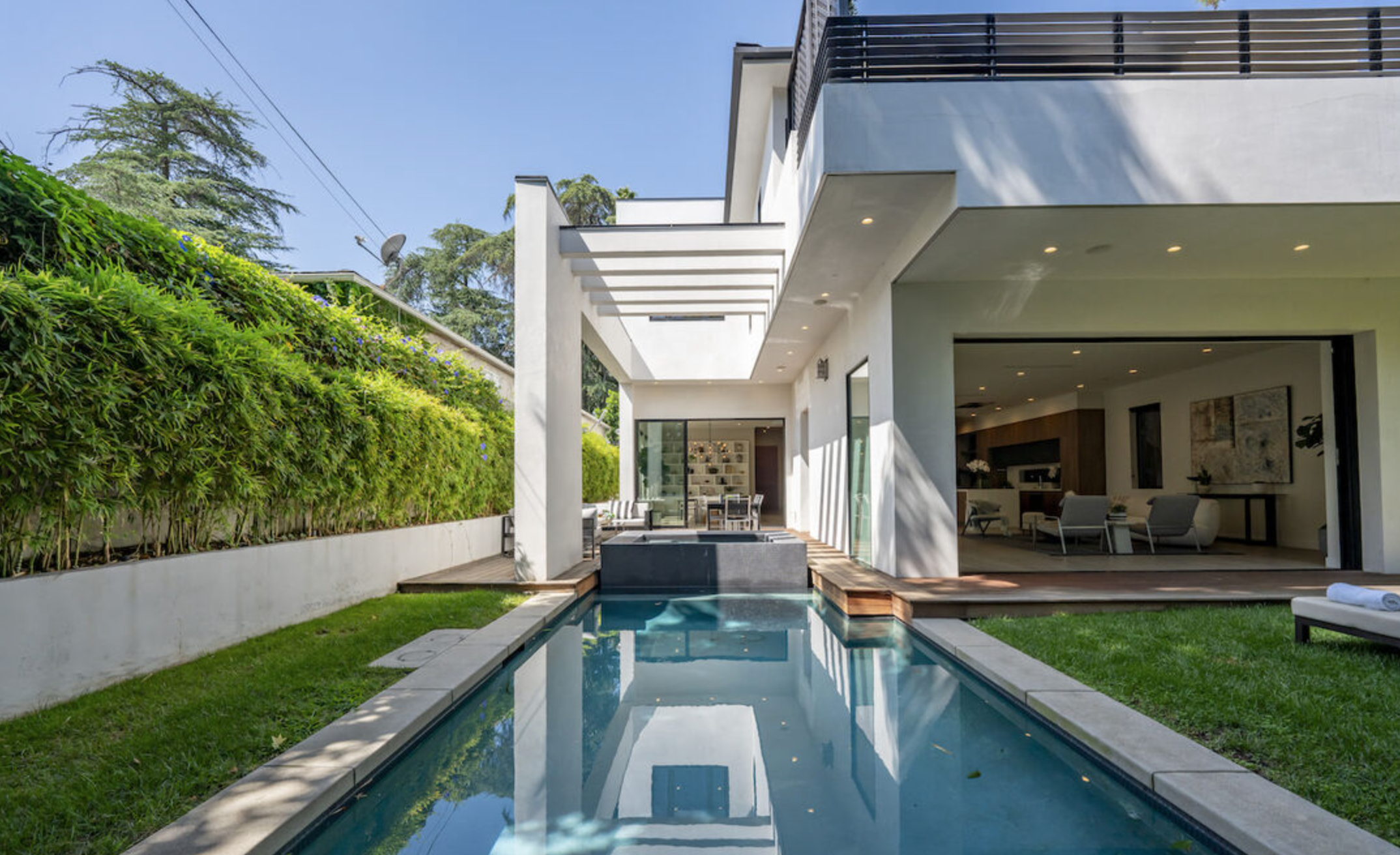4208 Matilija Avenue Sherman Oaks Sold