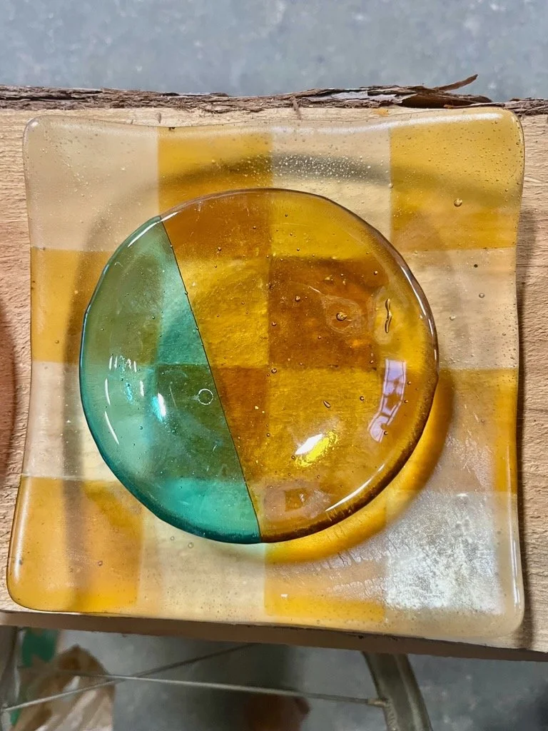 Tiny Two-Tone Dish