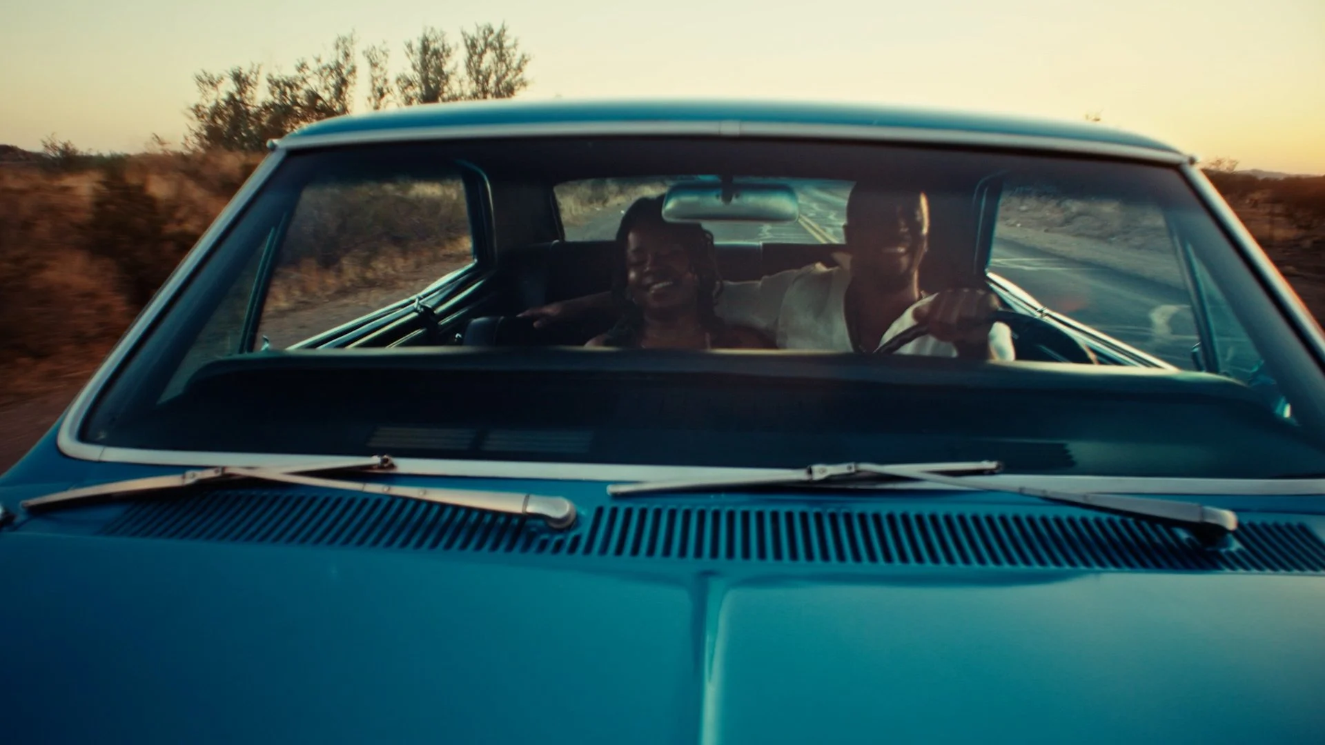 Nobody_MusicVideo_v08_Still010.jpg