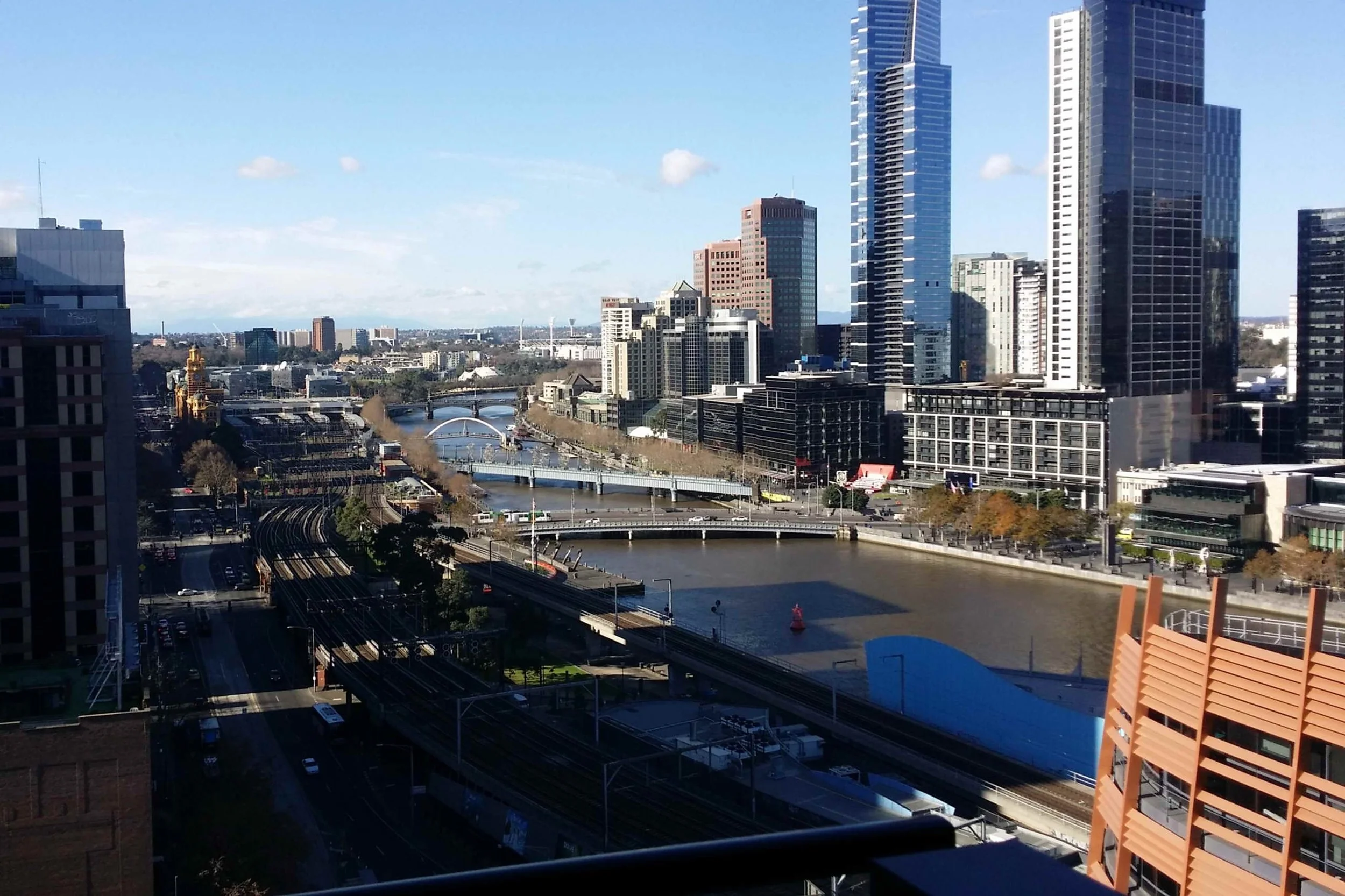 08_River_and_City_View.jpg