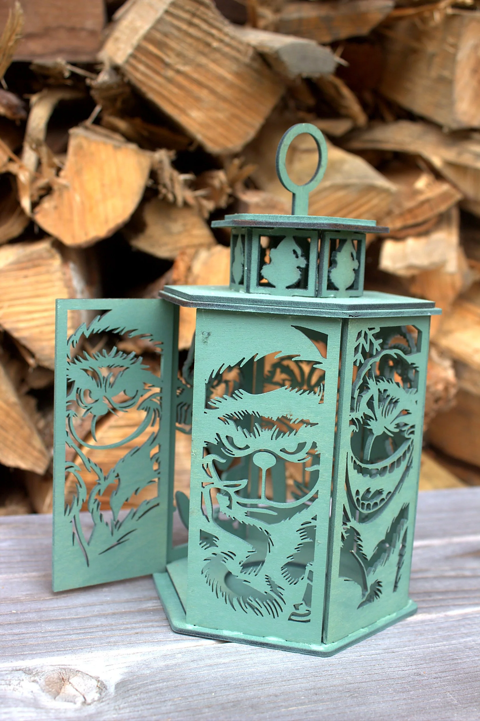Laser-cut Grinch lantern — door open