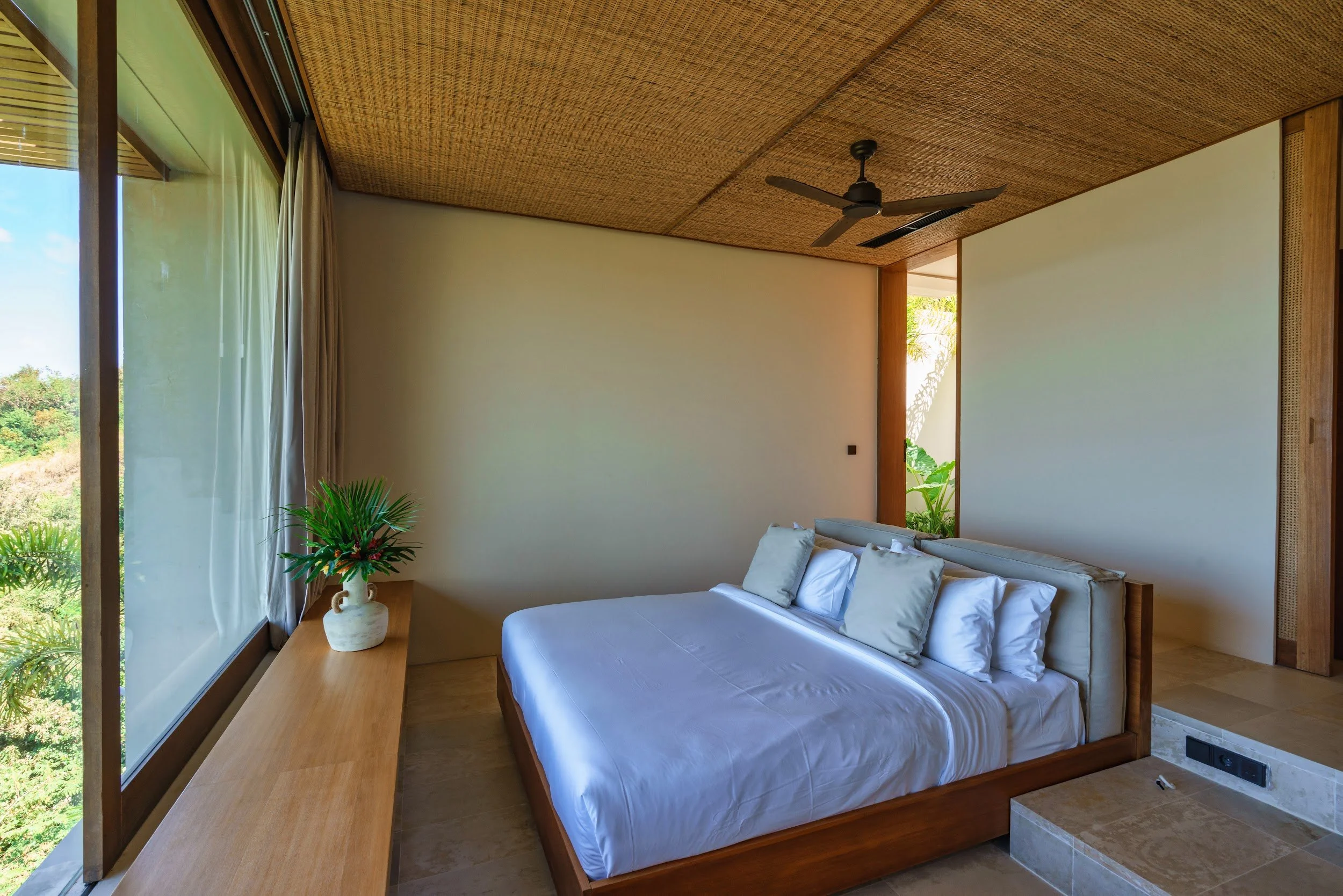 King bed in Bedroom 2 at Villa Kai Lani