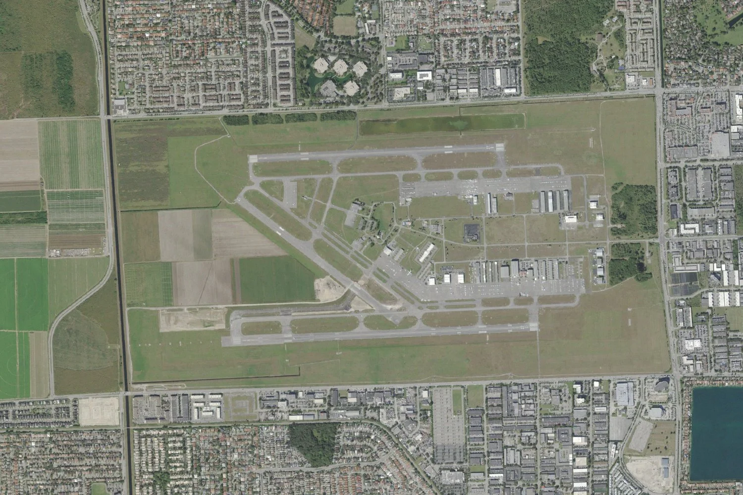 Aerial view of Miami Executive Airport (TMB)