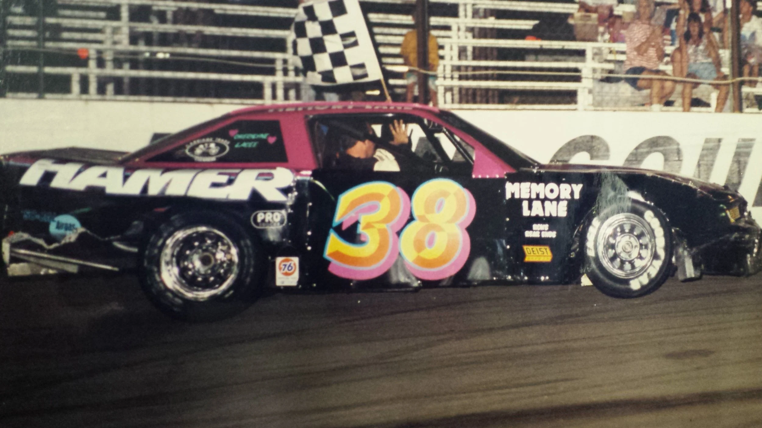 Rick Crow take the win in the Super Late Model division at Kern County Raceway. Crow would go on to win the 1995 Late Model, and Super Late Model championships at Kern County Raceway