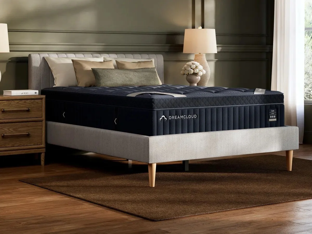 DreamCloud Luxe Hybrid mattress in a bedroom