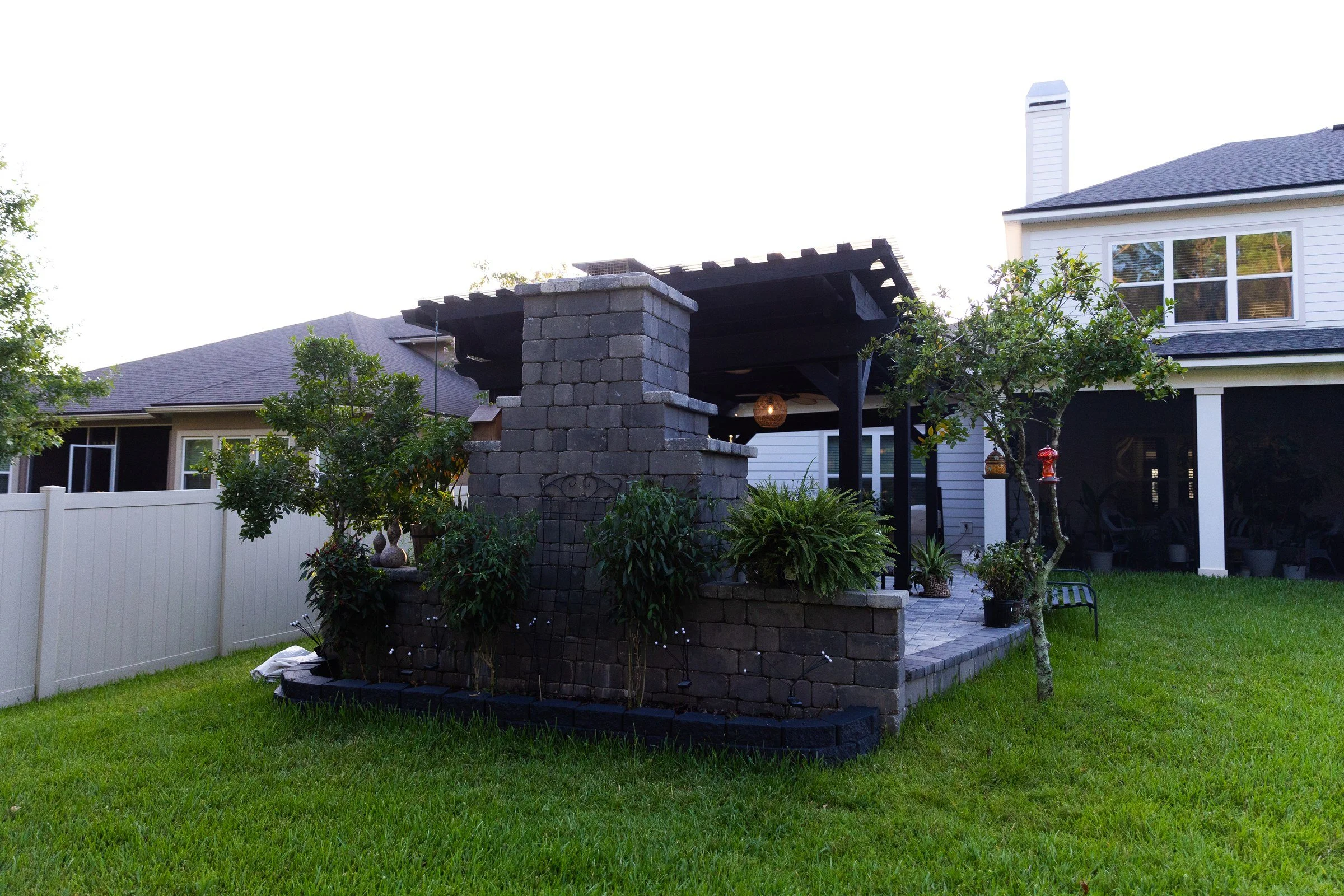 Custom stone outdoor fireplace in Eagle Landing, Orange Park