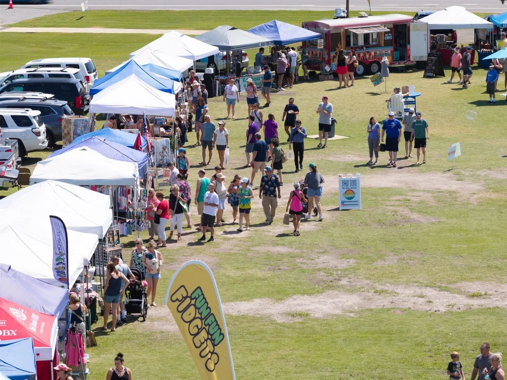 Crowds along the vendor row from above