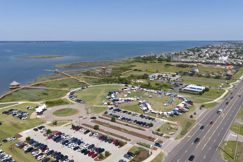 Soundside Market between the sound and the beach