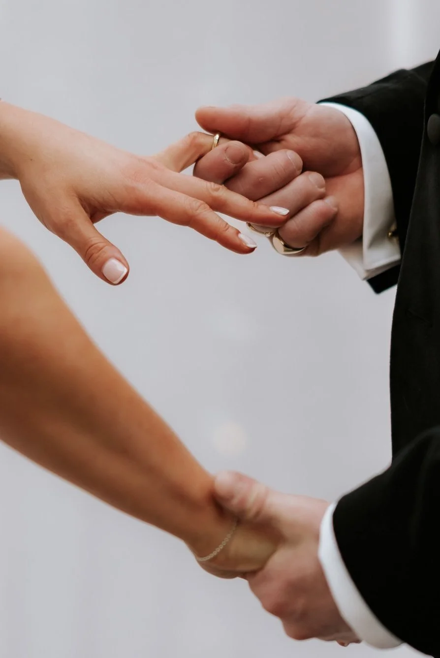 Rhona and Ciaran exchanging rings at BAaD.